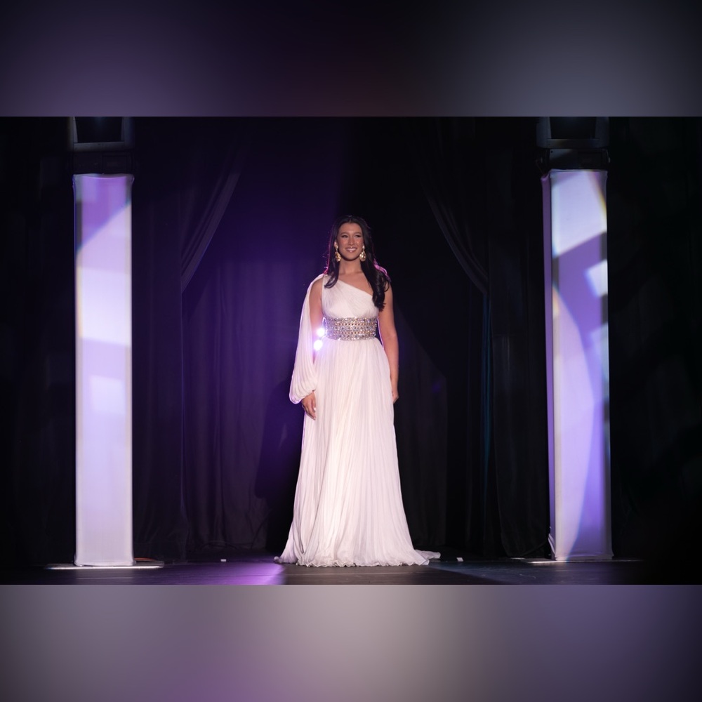 BEAUTIFUL Sherri Hill Couture dress- - Picture 4 of 8